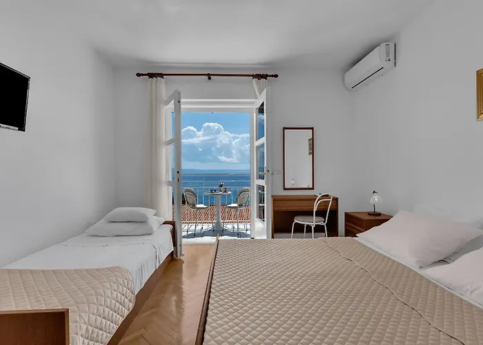 Beachfront Ana 3*